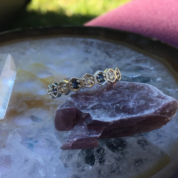 Moonstone and sapphire honeycomb ring - Picture 5 of 5